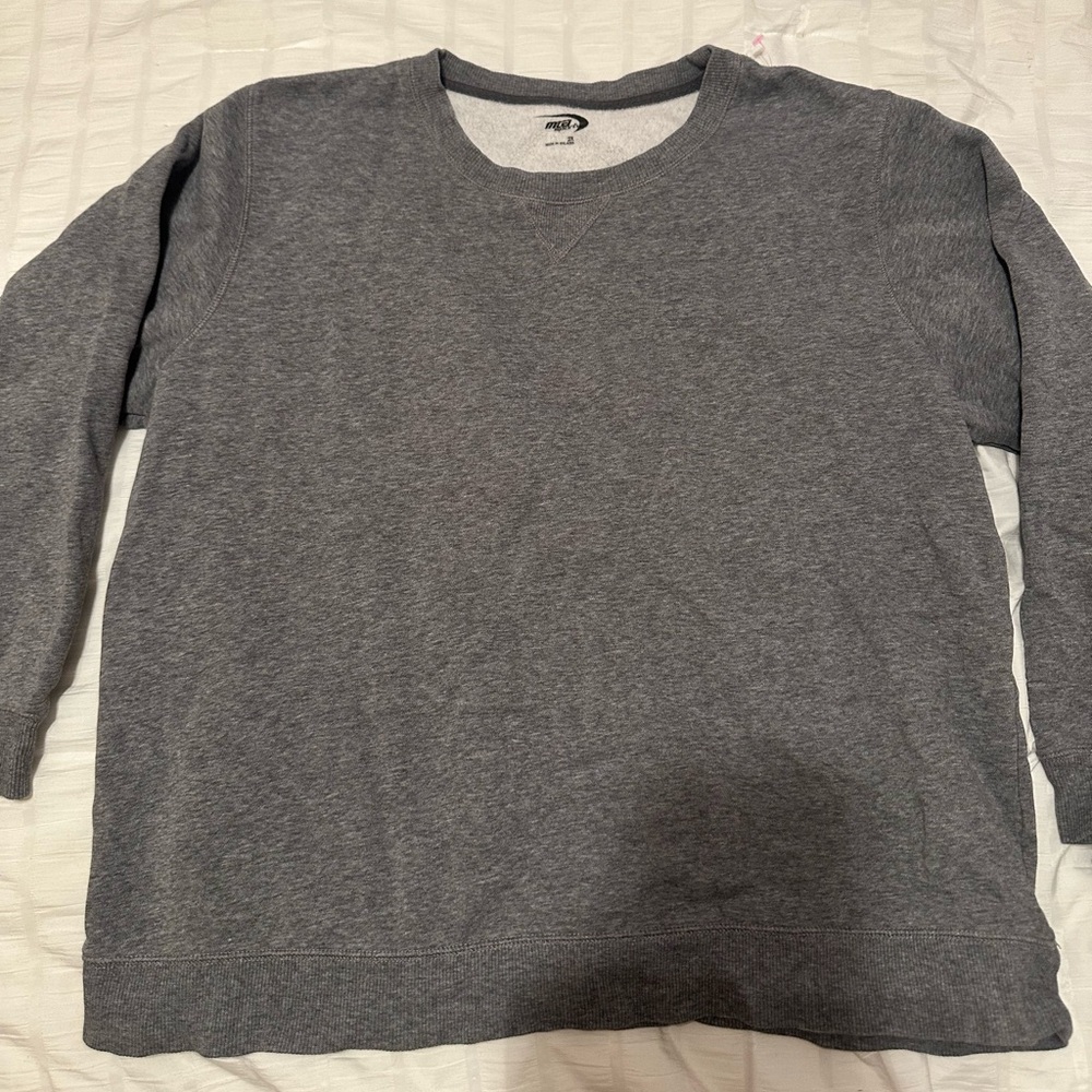 Meta Sport Gray Crewneckneck